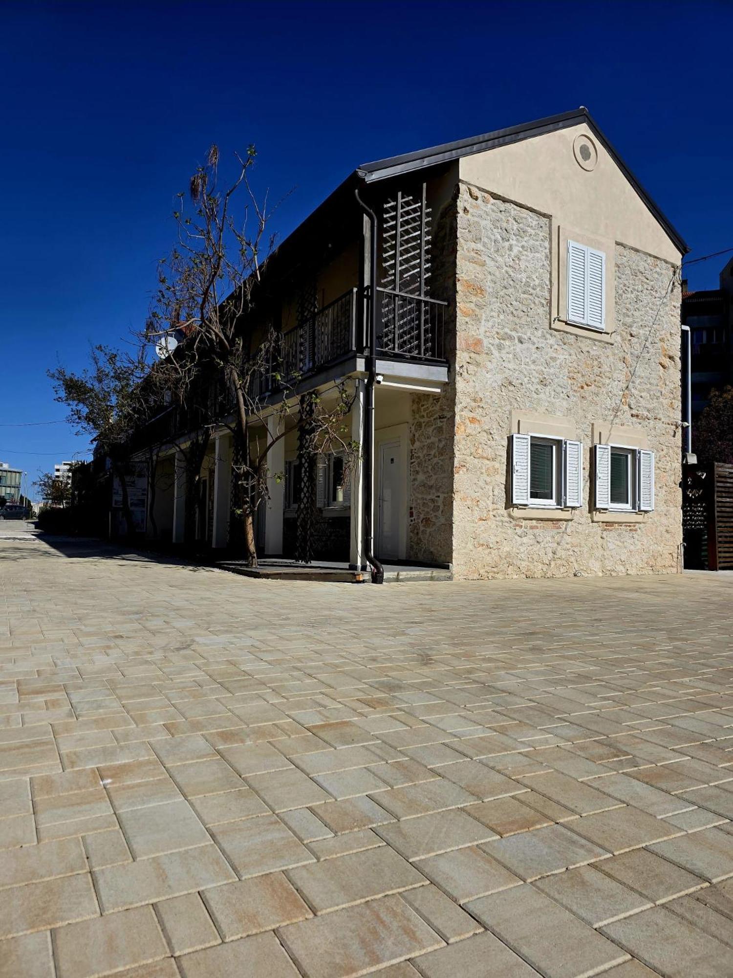 Guverna New City Accommodation Zadar Exterior photo
